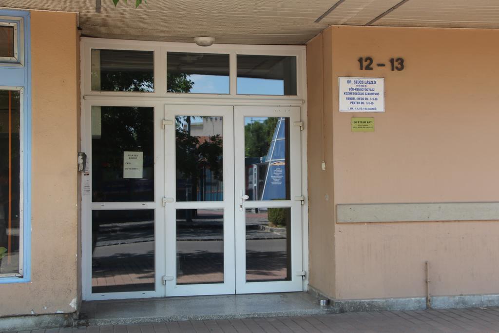 Verona Apartman 塞格德 外观 照片